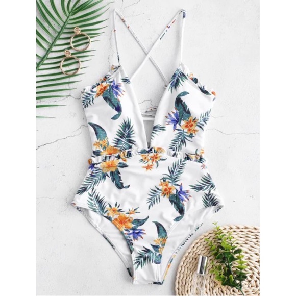 🛍2/20: NWT ZAFUL White/Floral Full Piece Swimsuit